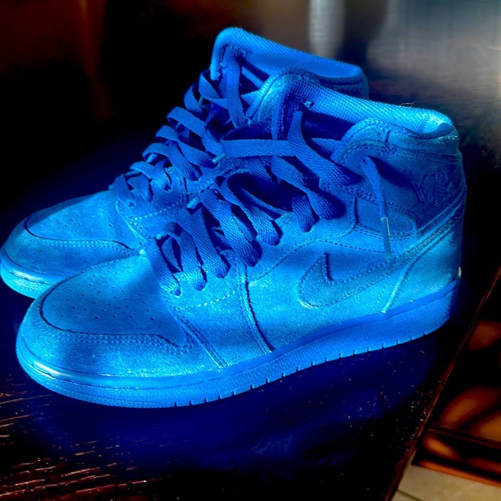 Nike blue Jordan 1s